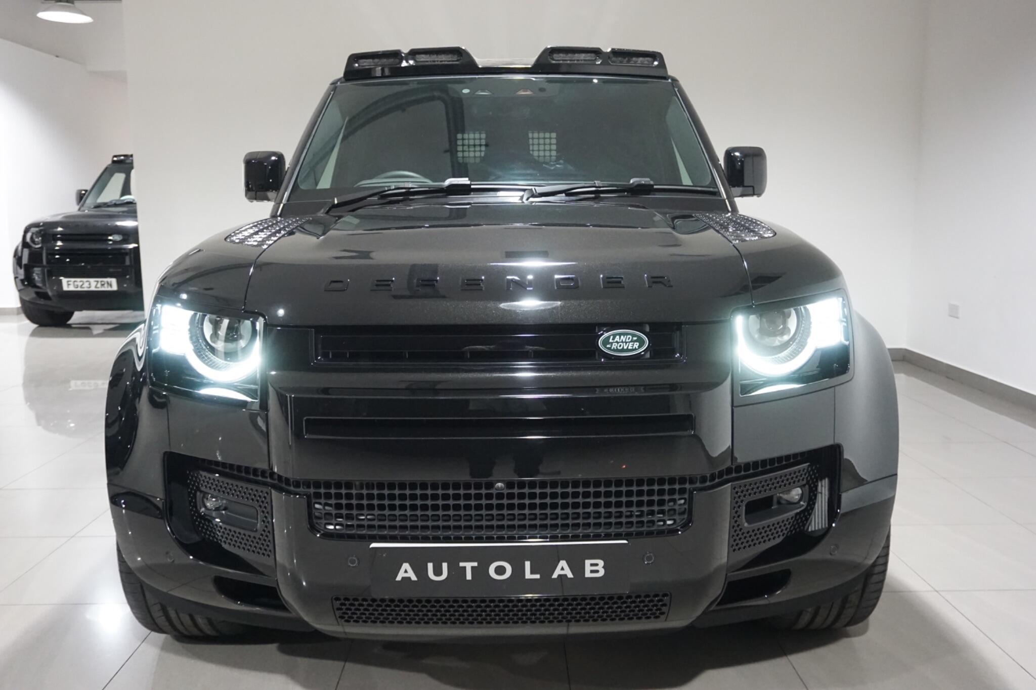 Land Rover Defender 110 3.0 D350 MHEV X-Dynamic HSE Hard Top SUV Auto 4WD MWB Euro 6 (s/s) 5dr